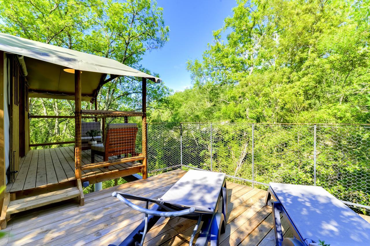 Cabanes Lodges Le Serviere Balazuc Exterior photo